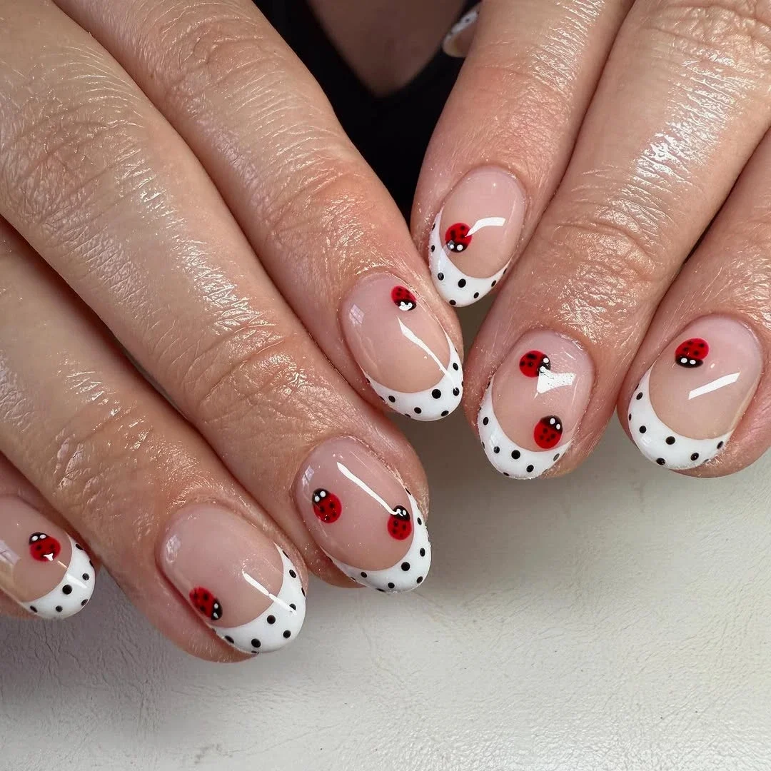 12 Polka Dot Nail Designs for Short Nails That Are Super Cute and Easy 5 lady bug Polka dot nails
